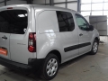 Peugeot-Partner-Van-Window-Fitting-01